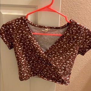 Tillys maroon x white flowers crop top